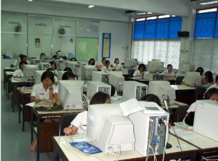 ประวัติวิทยาลัยอาชีวศึกษาลำปาง พ.ศ. 2544